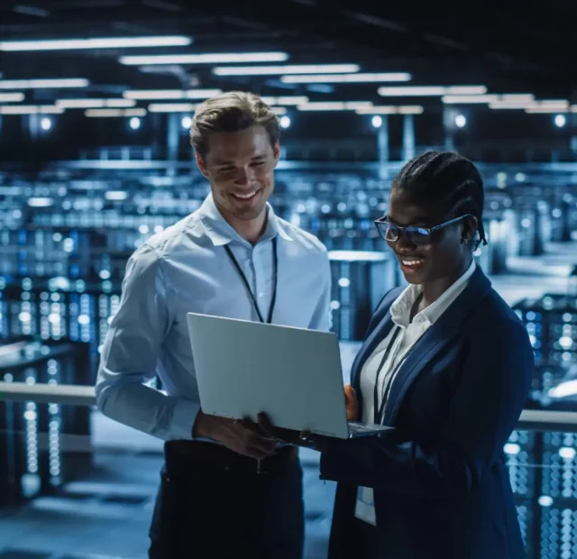 Data,Center,Female,System,Administrator,And,Male,It,Specialist,Talk,